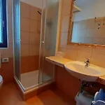 Appartement Linet 4- By Interhome Funtana