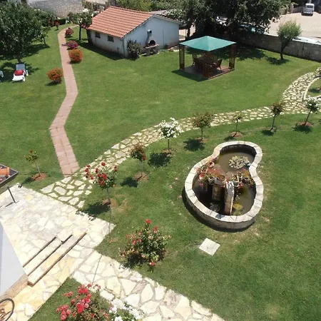 Linet 4- By Interhome Apartment