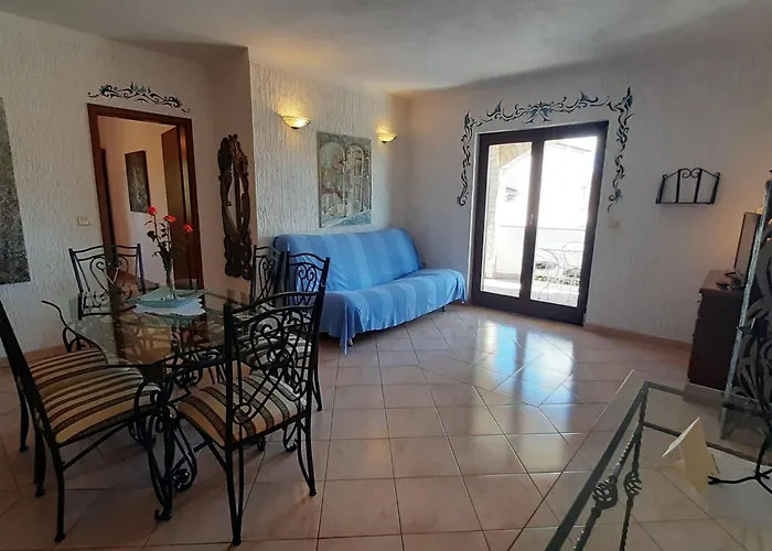 Linet 4- By Interhome