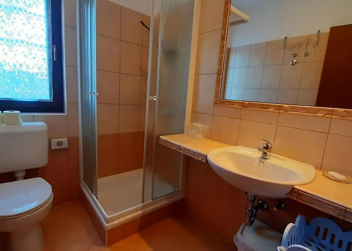 Apartment Linet 4- By Interhome Funtana