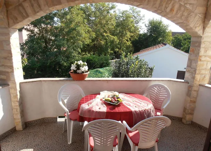 Apartment Linet 4- By Interhome Funtana